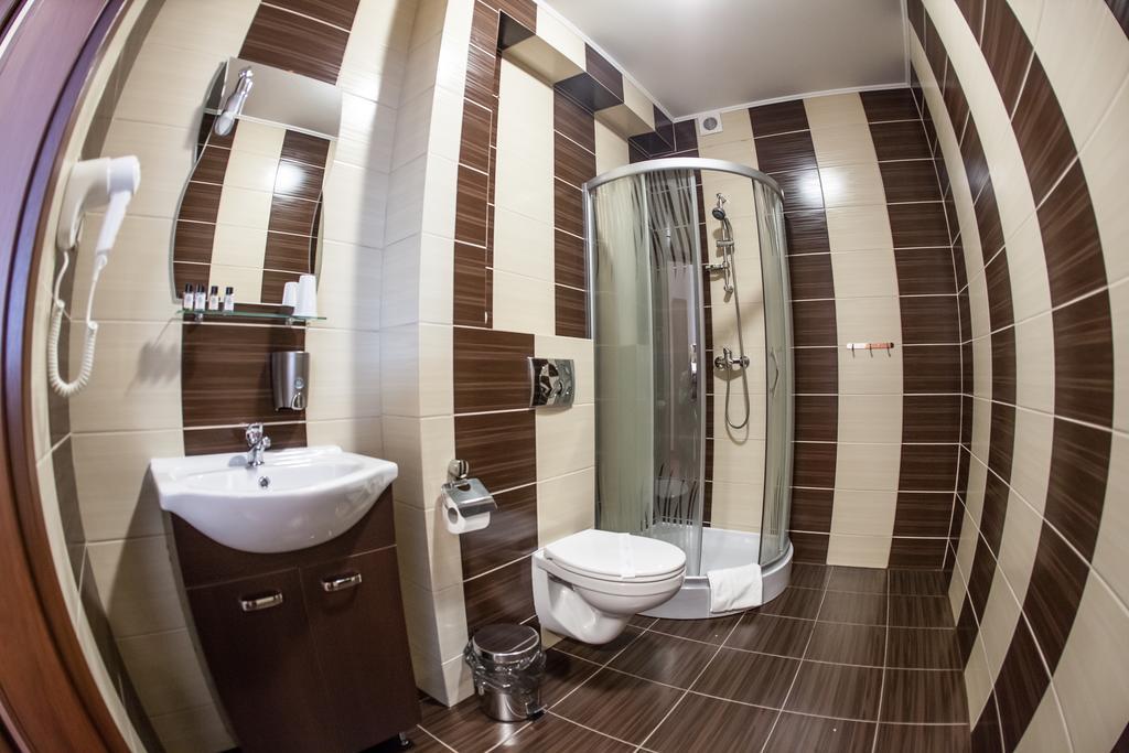 Hotel Stara Gorzelnia Lichen Stary Room photo