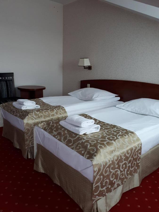 Hotel Stara Gorzelnia Lichen Stary Exterior photo